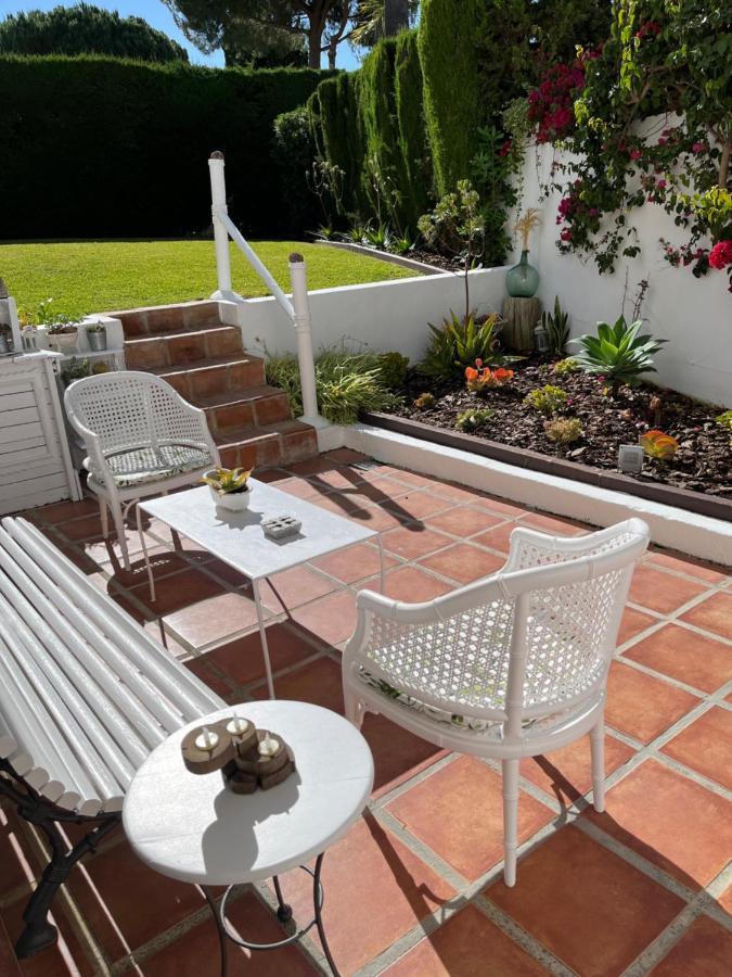 Estudio A 10 Minutos Del Puerto Banus Estepona Bagian luar foto