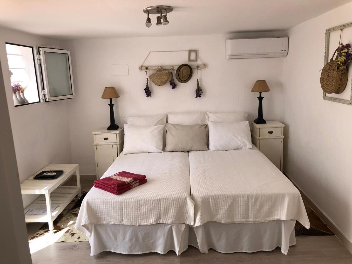 Estudio A 10 Minutos Del Puerto Banus Estepona Bagian luar foto