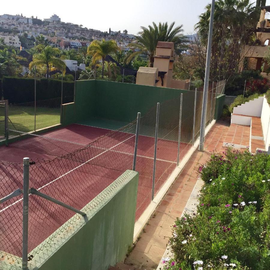 Estudio A 10 Minutos Del Puerto Banus Estepona Bagian luar foto