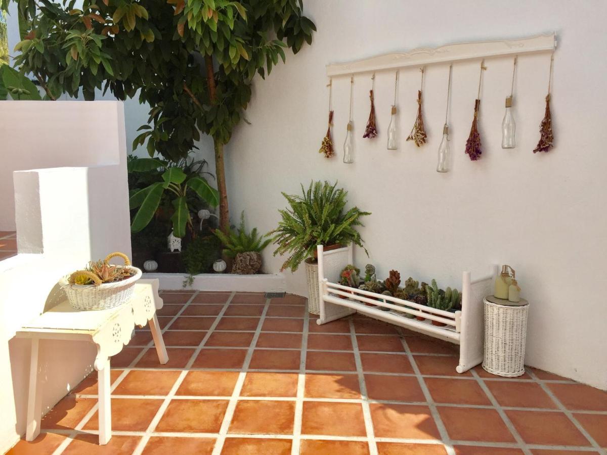 Estudio A 10 Minutos Del Puerto Banus Estepona Bagian luar foto